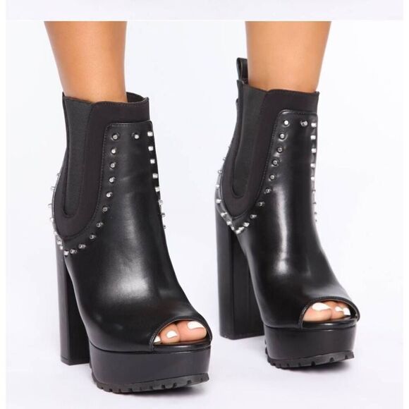 NEW~Fashion Nova Black Tough Love Stud Detail Peep Toe Ankle Booties Heels Sz 9M - Picture 6 of 8
